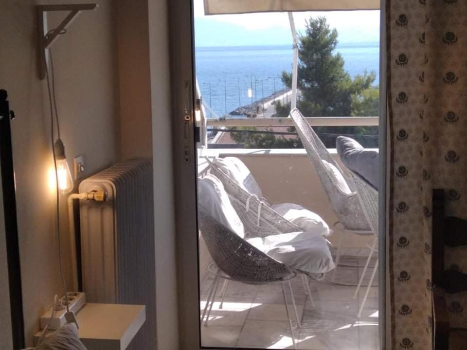 Super View Seafront Apartment Nea Michaniona Exteriör bild